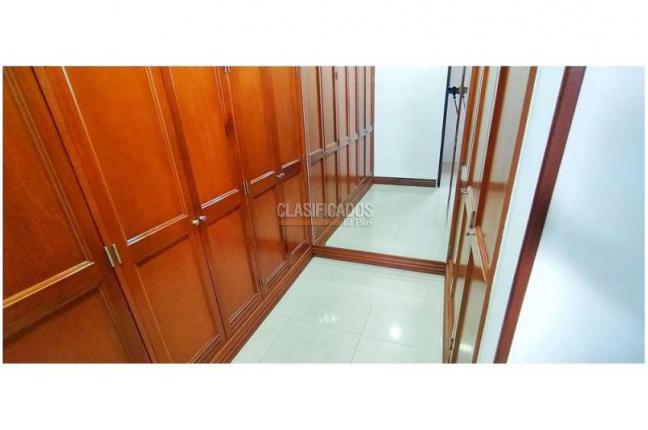 Apartamentos, Venta, Aguacatal - $1.400.000.000