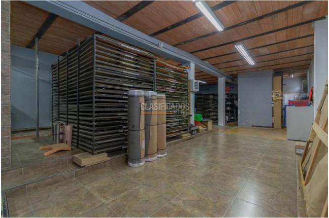Edificios, Venta, Bretaña - $2.000.000.000