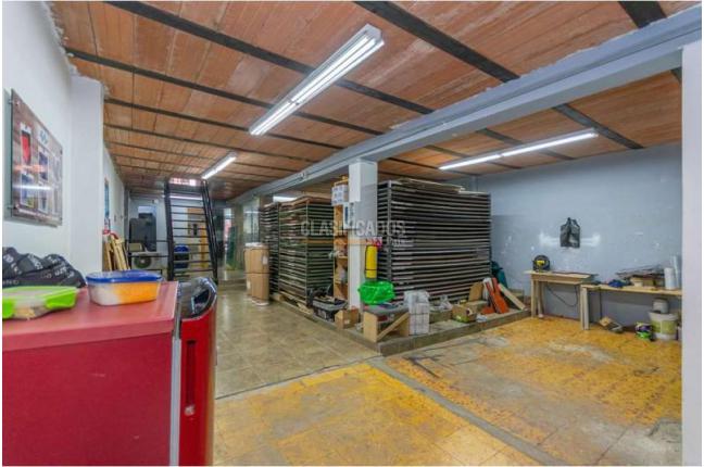 Edificios, Venta, Bretaña - $2.000.000.000