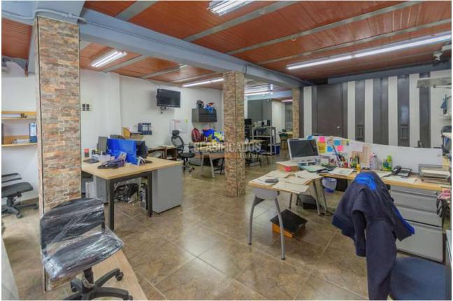 Edificios, Venta, Bretaña - $2.000.000.000