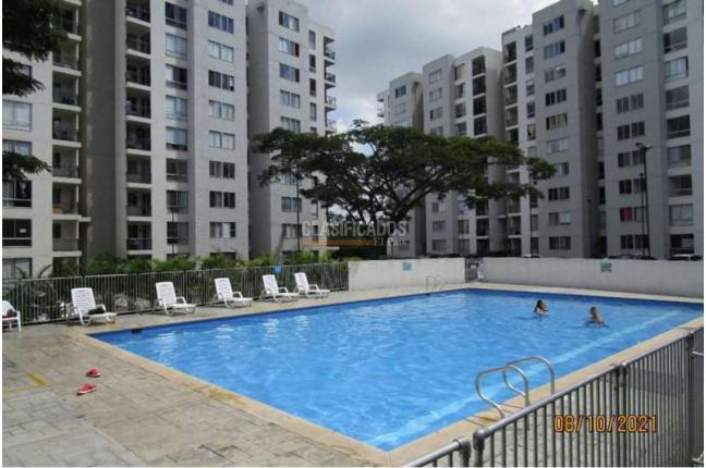 Apartamentos, Venta en Yumbo