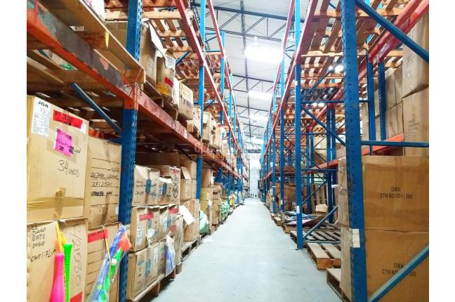 Locales y Bodegas, Alquiler, La Esmeralda - $20.636.000