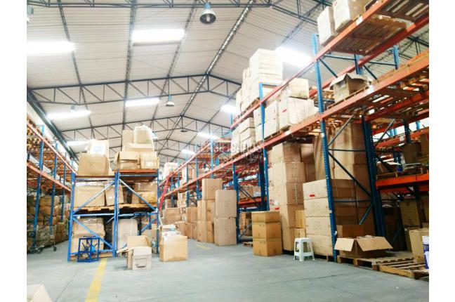 Locales y Bodegas, Venta, La Esmeralda - $11.497.200.000