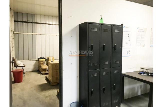 Locales y Bodegas, Alquiler, Industrial - $10.600.000