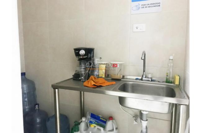 Locales y Bodegas, Alquiler, Industrial - $10.600.000