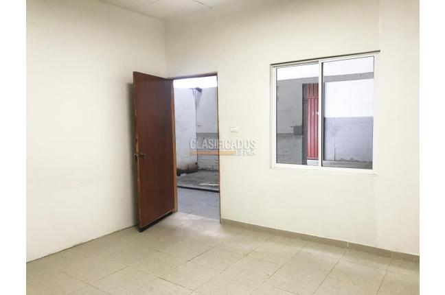 Locales y Bodegas, Alquiler, Industrial - $8.100.000