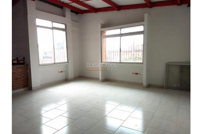 Locales y Bodegas, Alquiler, La Base - $9.000.000