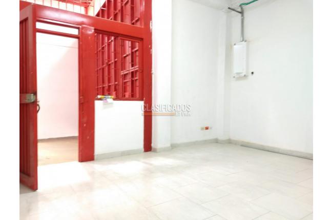 Locales y Bodegas, Alquiler, La Base - $9.000.000