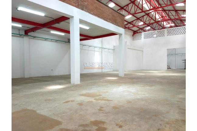 Locales y Bodegas, Alquiler, La Base - $9.000.000