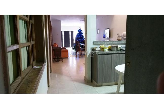 Casas, Venta, Saavedra Galindo - $550.000.000