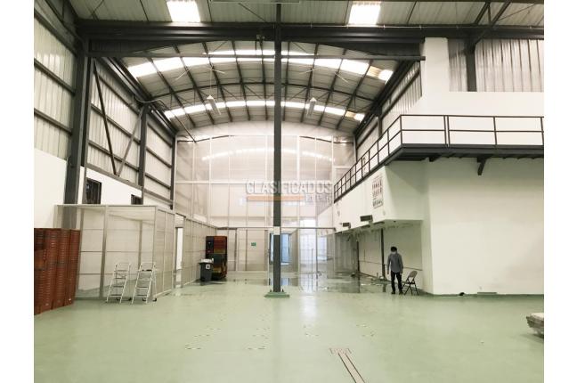 Locales y Bodegas, Venta en Yumbo