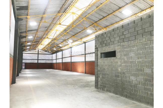 Locales y Bodegas, Alquiler en Acopi