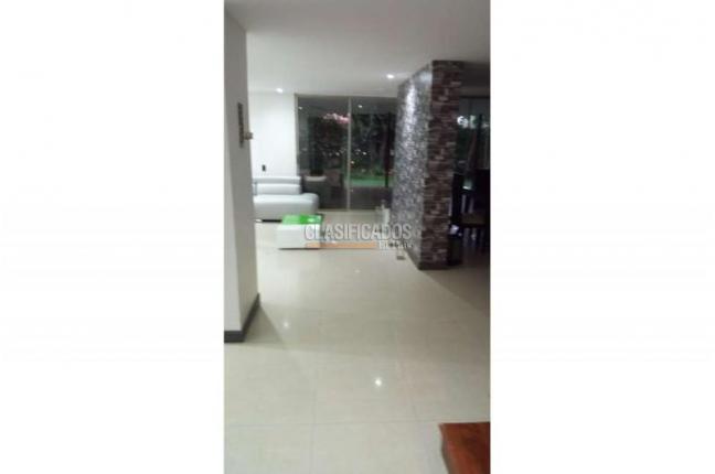 Casas, Venta, 3 de Julio - $1.300.000.000