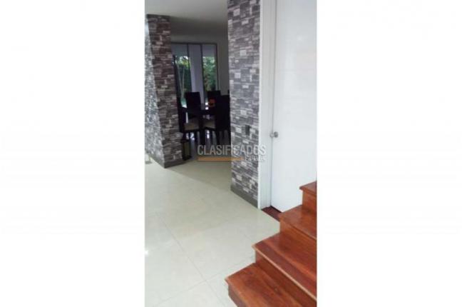 Casas, Venta, 3 de Julio - $1.300.000.000