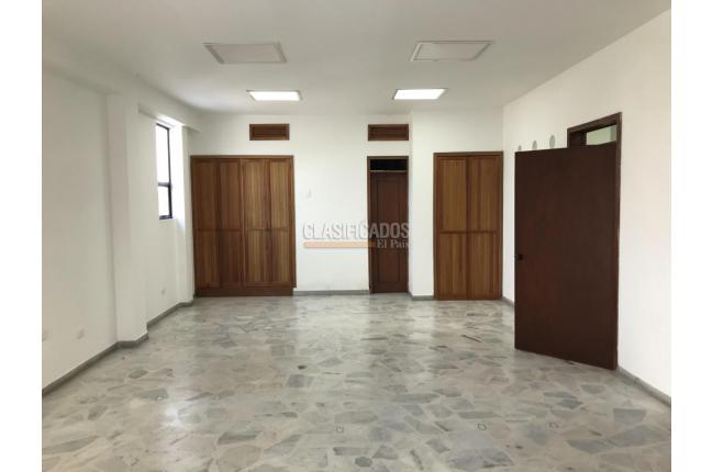 Oficinas y Consultorios, Alquiler, Capri - $1.750.000
