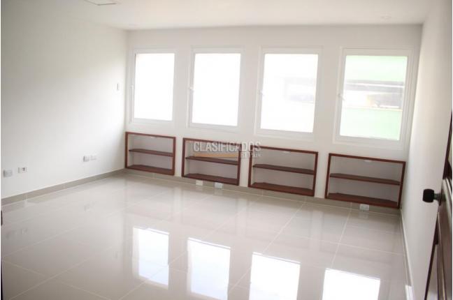 Oficinas y Consultorios, Venta, San Pedro - $750.000.000