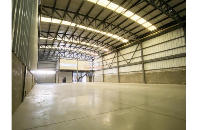 Locales y Bodegas, Alquiler, Yumbo - $15.500.000