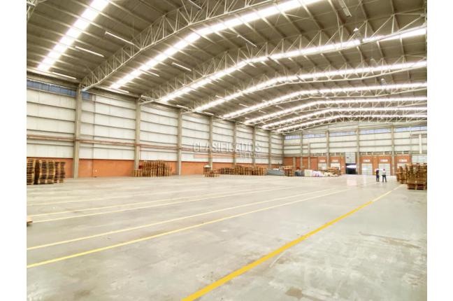 Locales y Bodegas, Alquiler en Yumbo