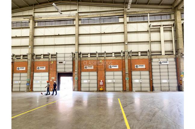 Locales y Bodegas, Alquiler, Yumbo