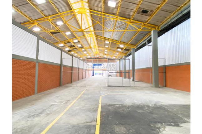 Locales y Bodegas, Alquiler, Yumbo - $18.800.000