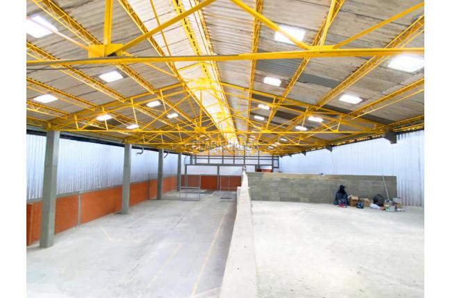 Locales y Bodegas, Alquiler, Yumbo - $18.800.000