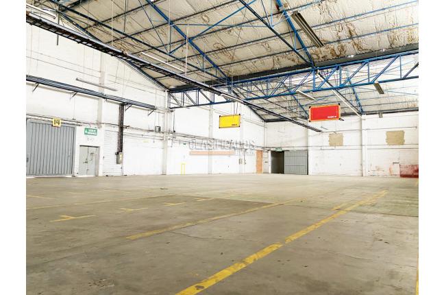 Locales y Bodegas, Alquiler en Yumbo