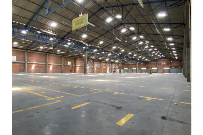 Locales y Bodegas, Alquiler, Yumbo - $64.000.000