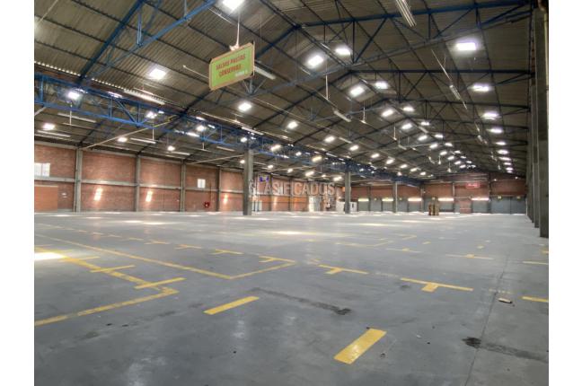 Locales y Bodegas, Alquiler, Yumbo - $64.000.000