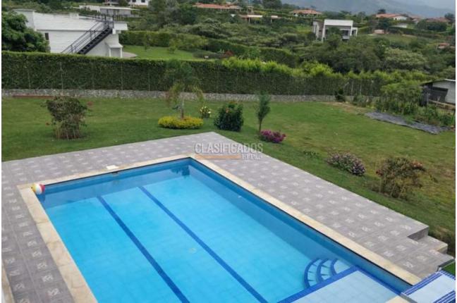 Fincas y Casas Campestres, Venta en El Cerrito