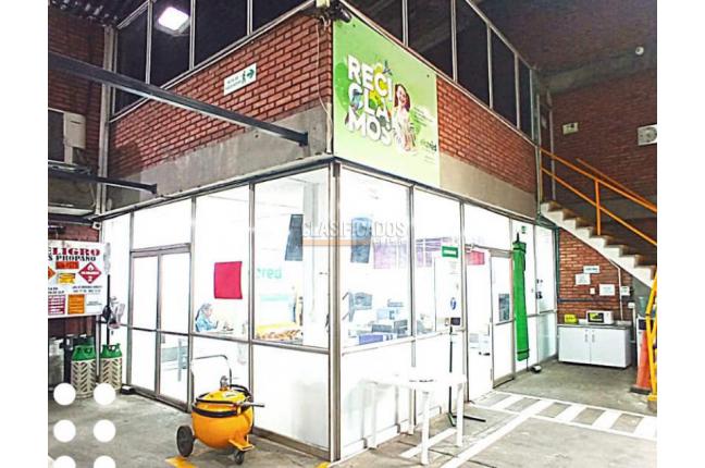 Locales y Bodegas, Venta, Acopi - $2.000.000.000