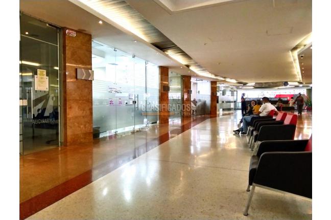 Oficinas y Consultorios, Venta, Multicentro - $1.150.000.000