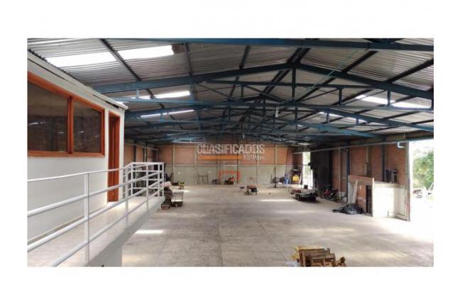 Locales y Bodegas, Alquiler en Yumbo