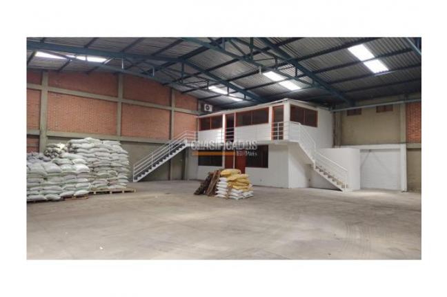 Locales y Bodegas, Alquiler, Yumbo - $10.000.000