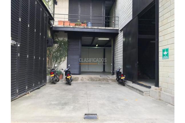 Locales y Bodegas, Alquiler, El Piloto - $5.600.000