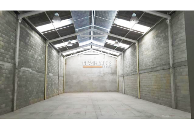 Locales y Bodegas, Alquiler, San Nicolás - $8.000.000