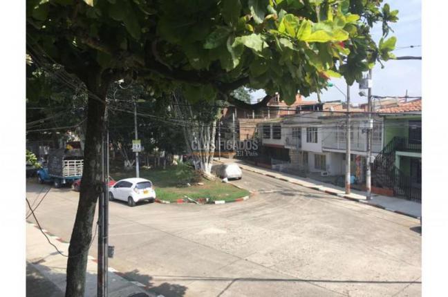 Apartamentos, Venta, Ulpiano Lloreda - $140.000.000