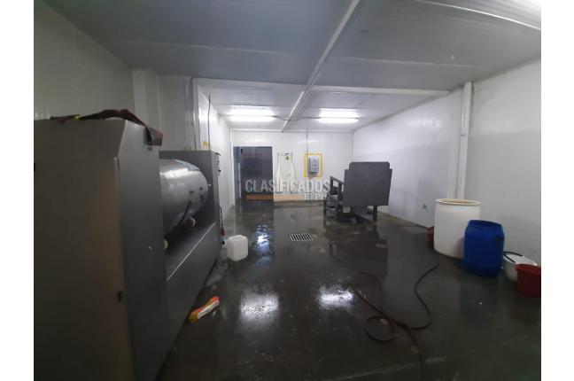 Locales y Bodegas, Venta, Palmira - $2.000.000.000