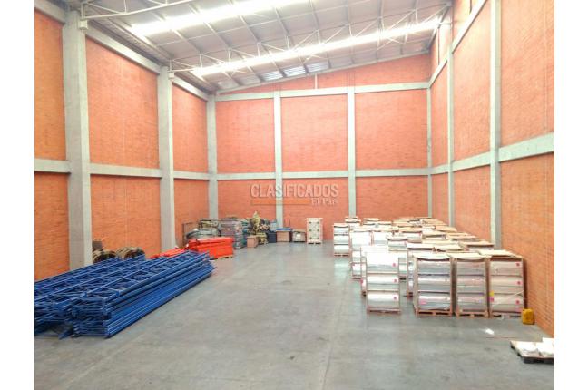 Locales y Bodegas, Alquiler, Yumbo - $15.080.000