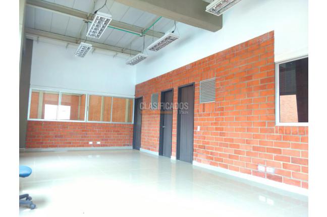 Locales y Bodegas, Alquiler, Yumbo - $15.080.000