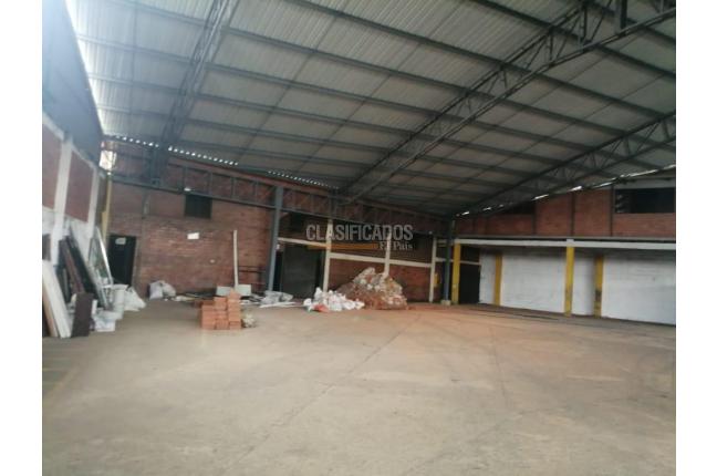 Locales y Bodegas, Alquiler, Acopi - $10.000.000