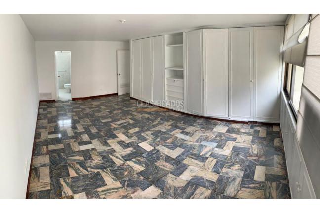 Apartamentos, Venta, Versalles - $850.000.000