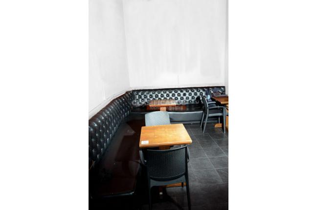 Locales y Bodegas, Venta, Granada - $1.300.000.000