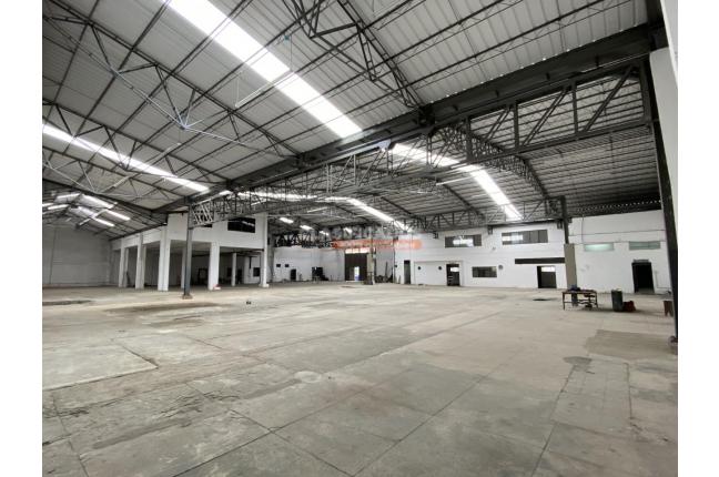 Locales y Bodegas, Alquiler en Yumbo