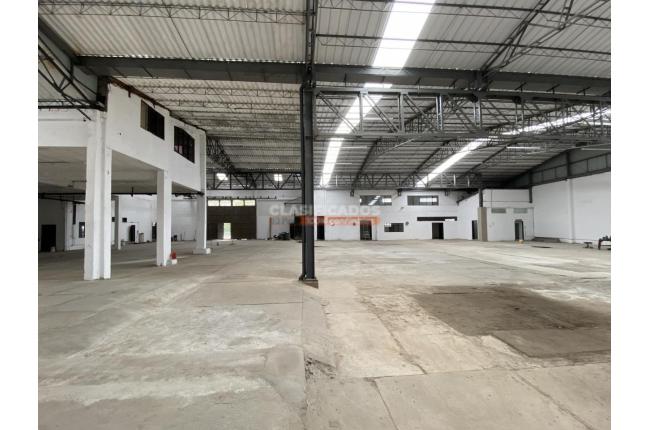 Locales y Bodegas, Alquiler, Yumbo - $31.000.000