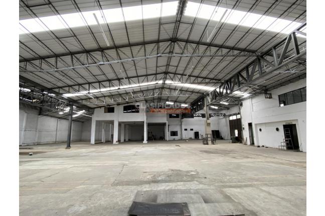 Locales y Bodegas, Alquiler, Yumbo - $31.000.000