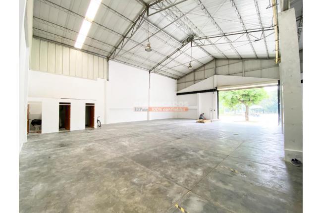 Locales y Bodegas, Alquiler, Acopi - $15.000.000