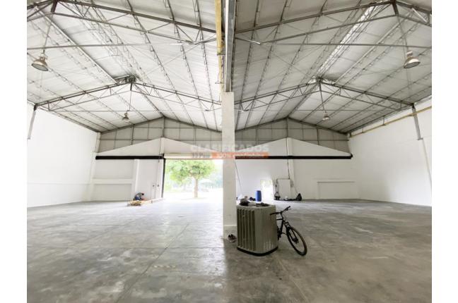 Locales y Bodegas, Alquiler, Acopi - $15.000.000