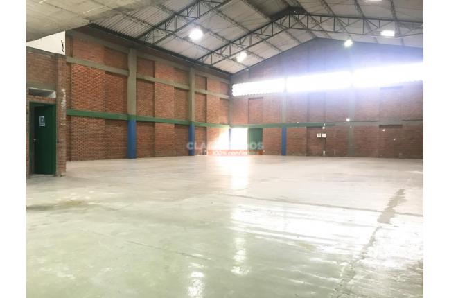 Locales y Bodegas, Alquiler en Yumbo