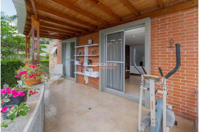 Casas, Venta, 3 de Julio - $1.150.000.000