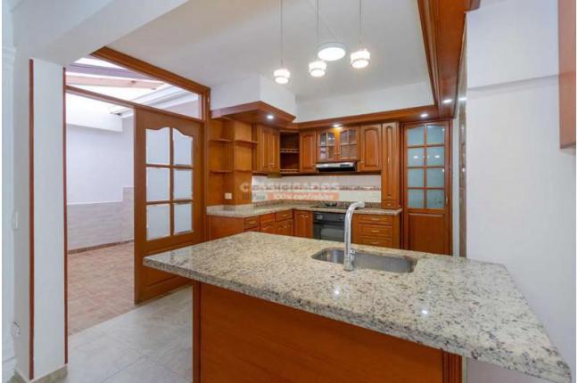 Casas, Venta, 3 de Julio - $650.000.000